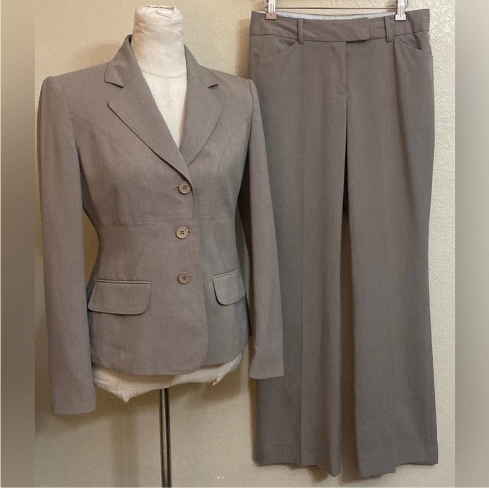 ANNE KLEIN Suit Jacket Blazer and Pants Women’s Size 2, 3 Button, Career Stretch